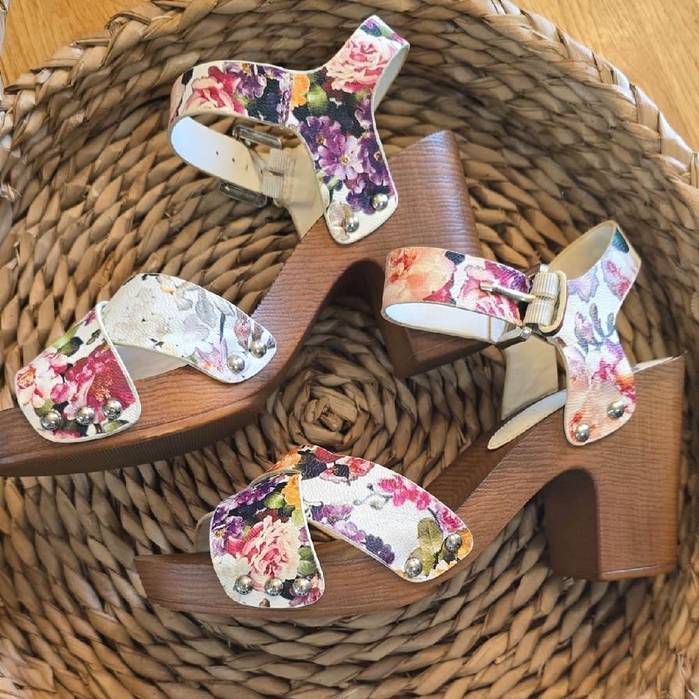 Fergalicious Floral Heels with Wooden Base